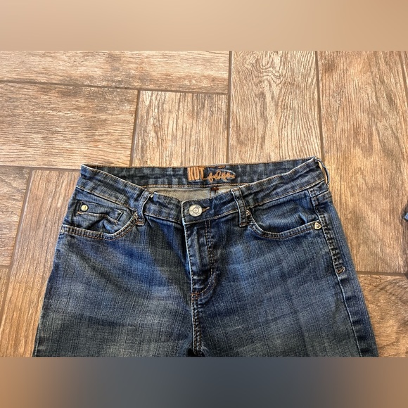 Kut jeans size 8 bootcut - Picture 5 of 10